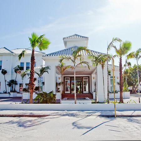 Banyan Bay Suites San Pedro  Exterior photo