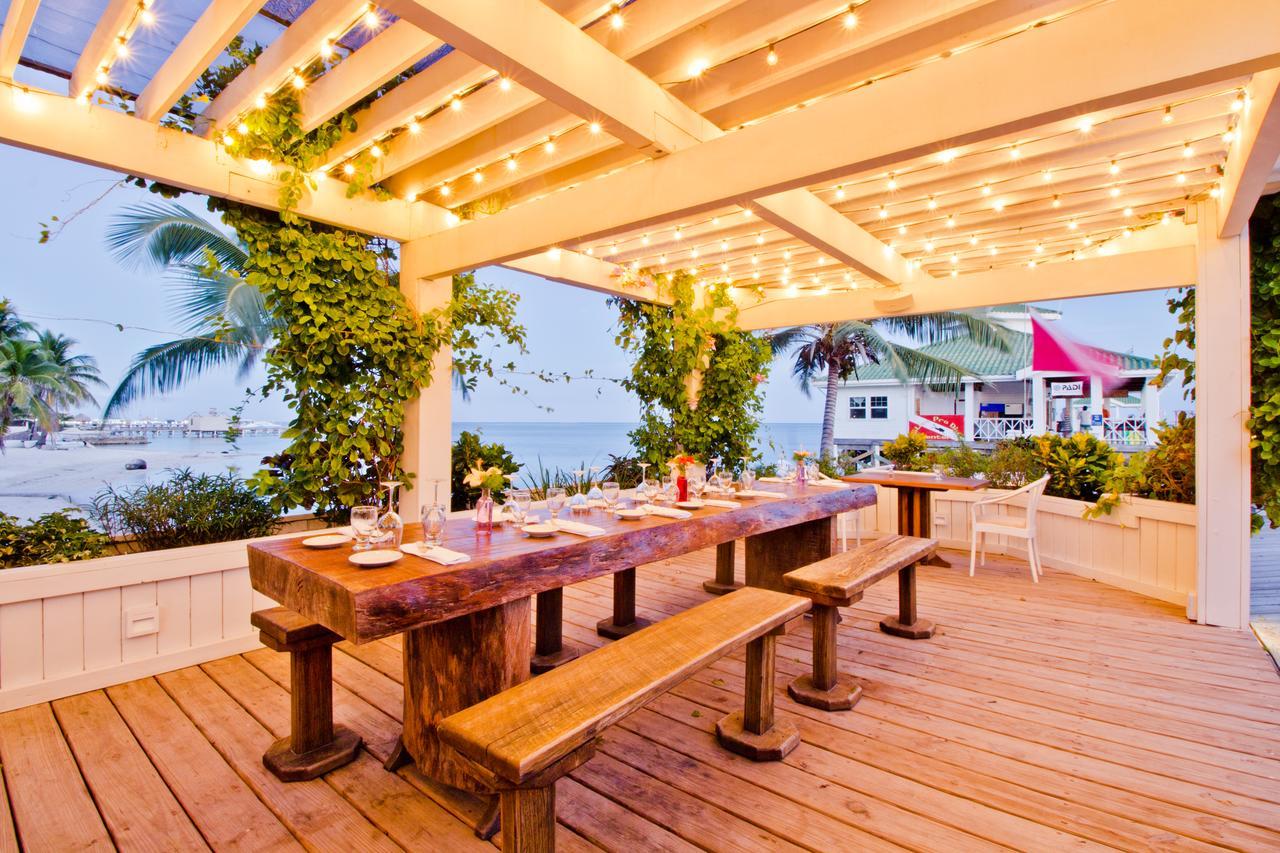 Banyan Bay Suites San Pedro  Exterior photo